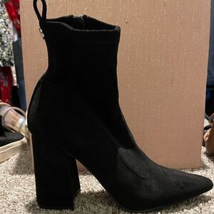 Steve Madden Falona suede ankle boots